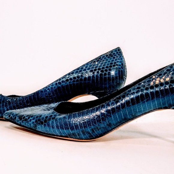 Gorgeous blue leather Kate Spade mini heels! - Picture 3 of 8